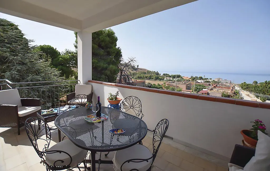 S.Giorgio Apartments シャッカ