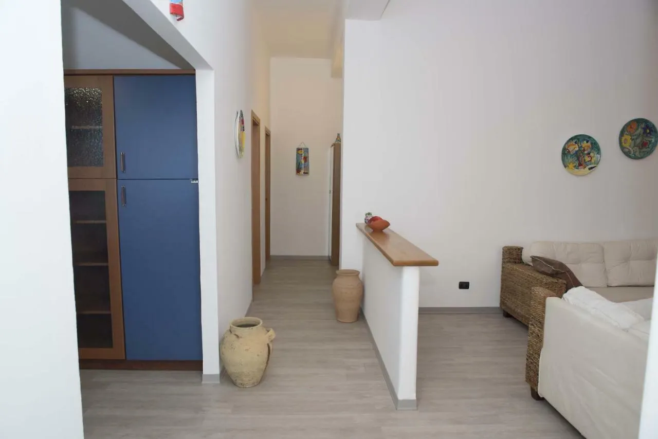 S.Giorgio Apartments シャッカ