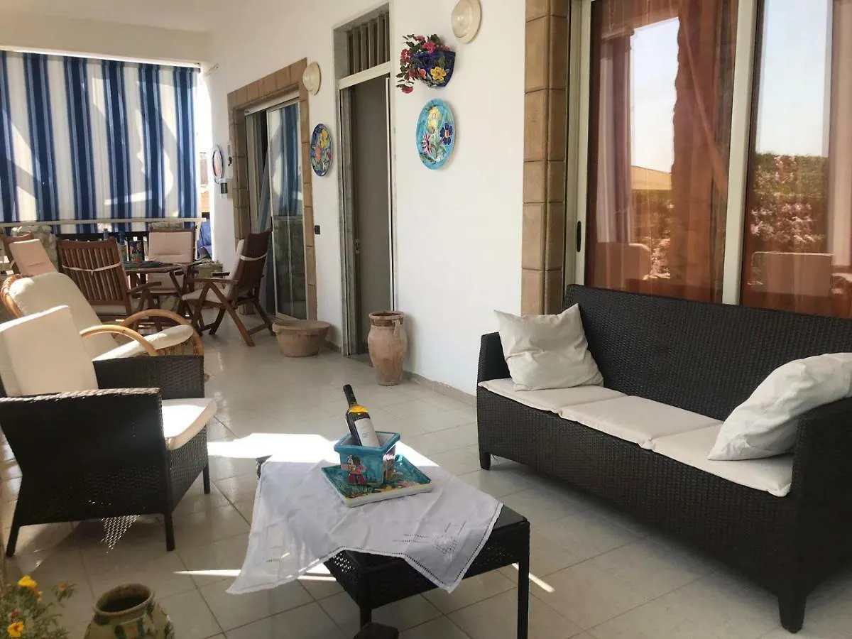 S.Giorgio Apartments シャッカ